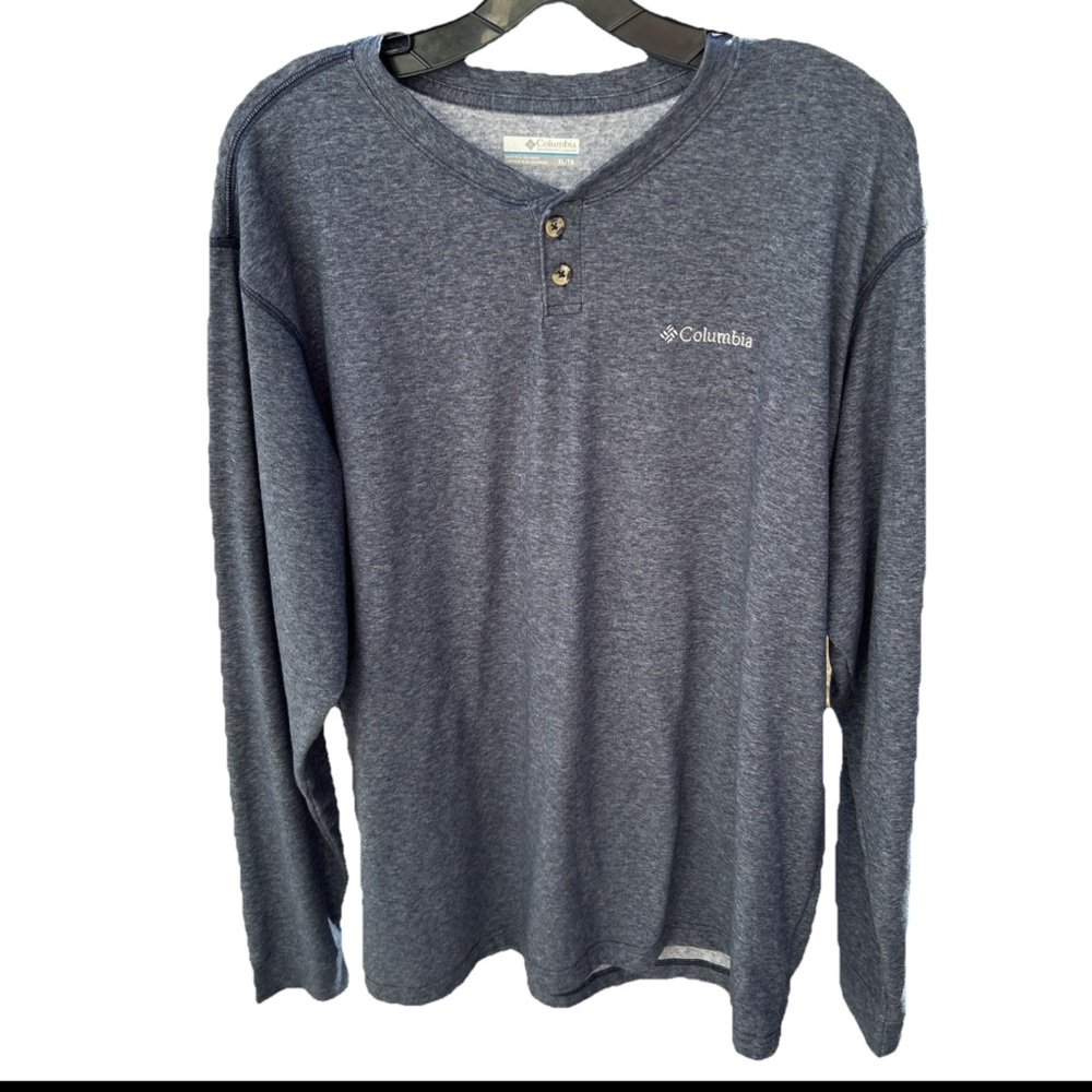 Columbia Henley Tagless T Shirt Men’s XL Blue Poly-Cotton Blend Long Sleeve